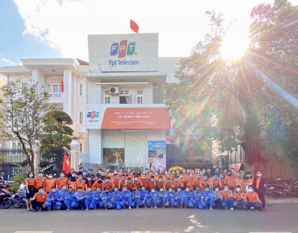 Lắp Mạng Wifi FPT Bình Định 1 Van-phong-giao-dich-fpt-binh-dinh