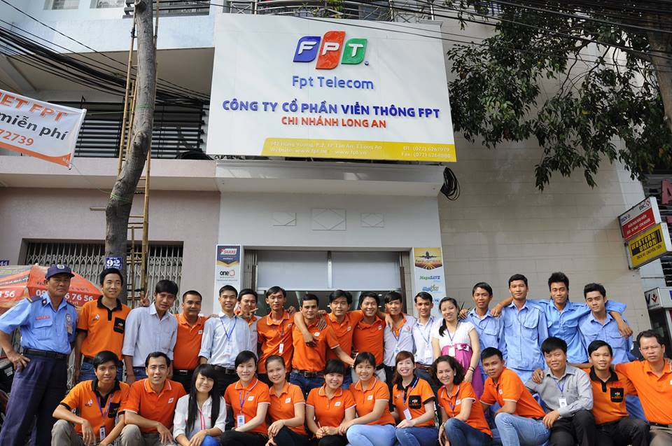 Lắp Mạng Wifi FPT Long An 1 Van-phong-giao-dich-fpt-long-an